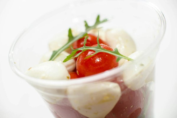 Recette légère : Comment réaliser des bouchées de légumes crus parfaites pour un apéritif healthy ?