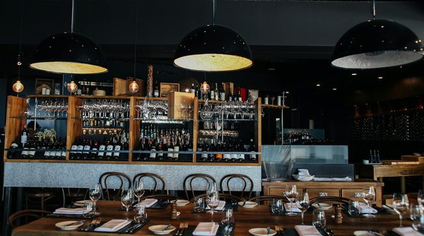 Exploration Gourmande : Un Voyage de Saveurs Exotiques pour Votre Buffet Sucré-Salé