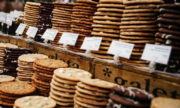 Plongez dans l'univers de la biscuiterie bretonne artisanale